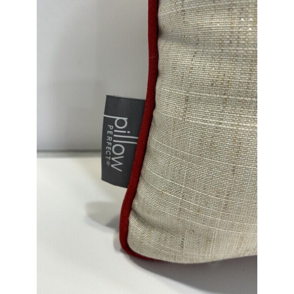 Pillow Perfect Holiday Cardinal Christmas Rectangular Linen Blend Pillow 17" - Picture 5 of 9